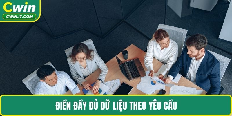 Điền đầy đủ dữ liệu theo yêu cầu
